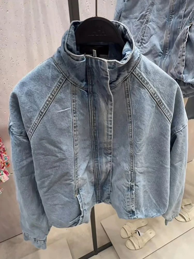 Vintage Blaue Kurze Jeansjacke für Damen mit Stehkragen, Reißverschluss und Knöpfen, Lose Passform, Langarm, Neue Streetwear für den Alltag im Herbst – Detail 9