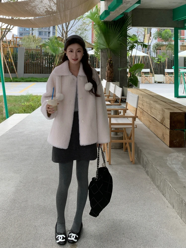 

Зимняя теплая женская куртка из овечьей шерсти с дизайном в виде шариков, интегрированная с ворсом и шерстью овцы, верхняя одежда из вельвета