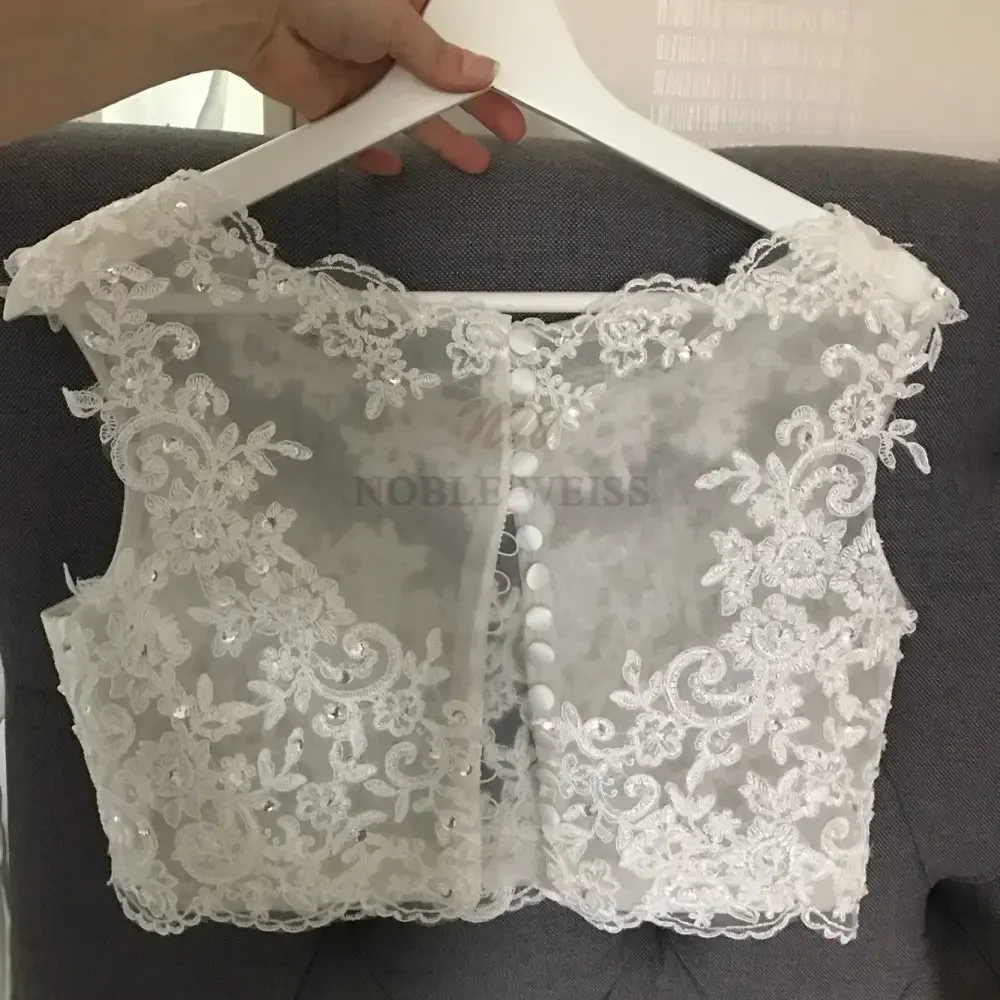 Apliques sin mangas Bolero de boda Scoop envolturas nupciales para fiesta de boda graduación chaqueta de novia con cuentas de cristal Bolero encogimiento de hombros