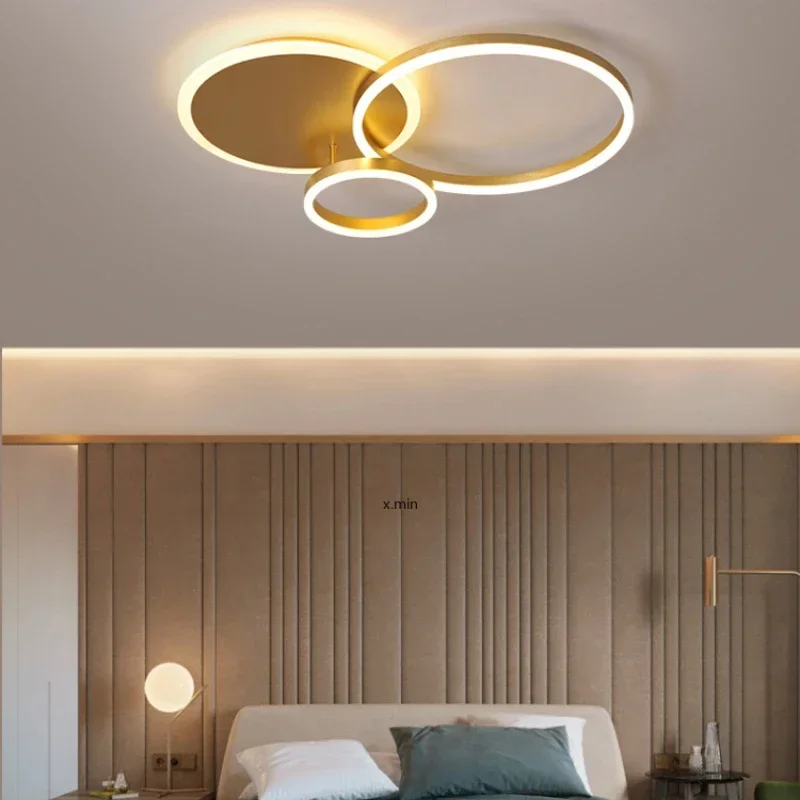 Plafonnier LED au design moderne, disponible en blanc et en jaune or, éclairage d'intérieur, luminaire décoratif de plafond, idéal pour un salon, un bureau ou un foyer