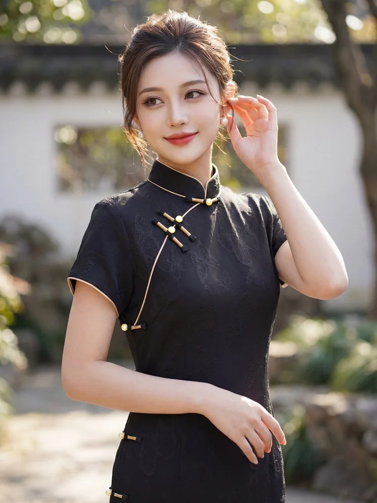 Black Modified Jacquard Long Qipao Women's 2026 Spring New Style Girls' Short Sleeves Young Qipao Dress