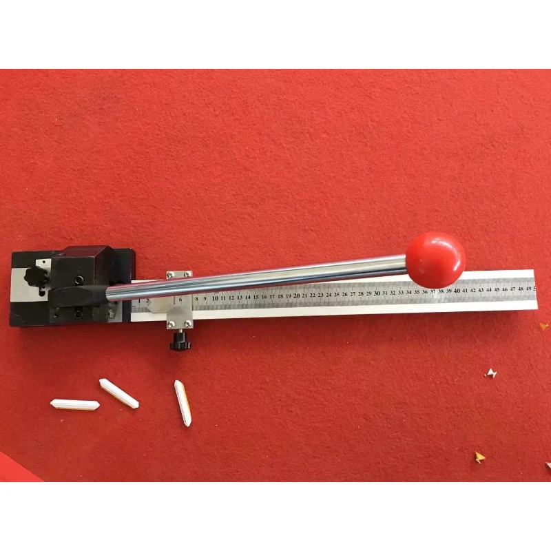 Indentation line cutting machine, corner cutting machine, indentation line cutting machine