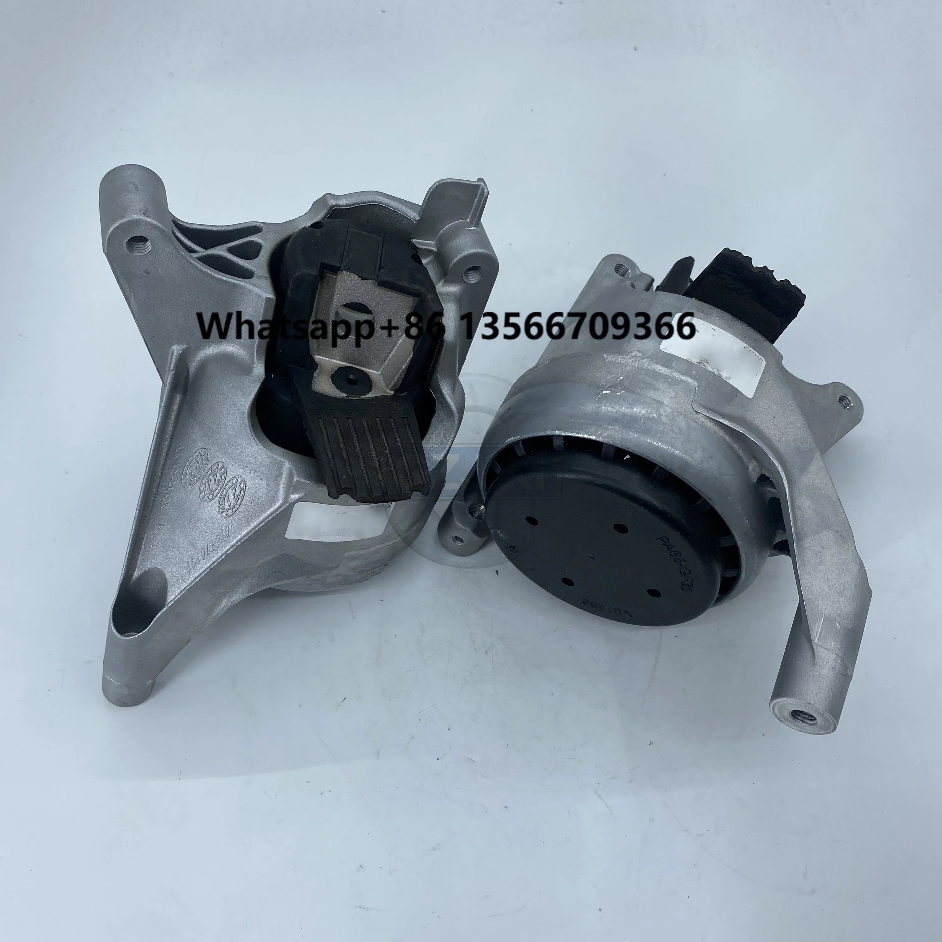 

Auto Parts Car Engine Mounting OEM 9A7 199 384 00 9A719938400 for Porsche Panamera 2017-2021