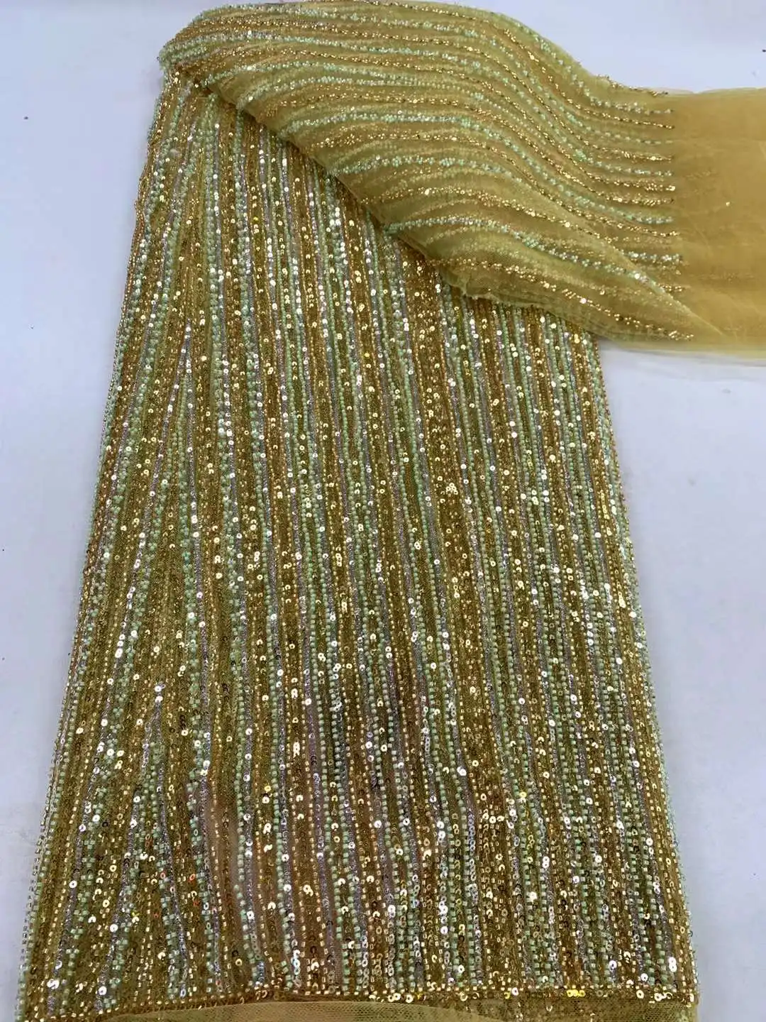 African Handmade Beaded Tulle Lace Fabric 2024 High Quality 3D Sequin French Luxury Fabric for Bridal Wedding Party Dress