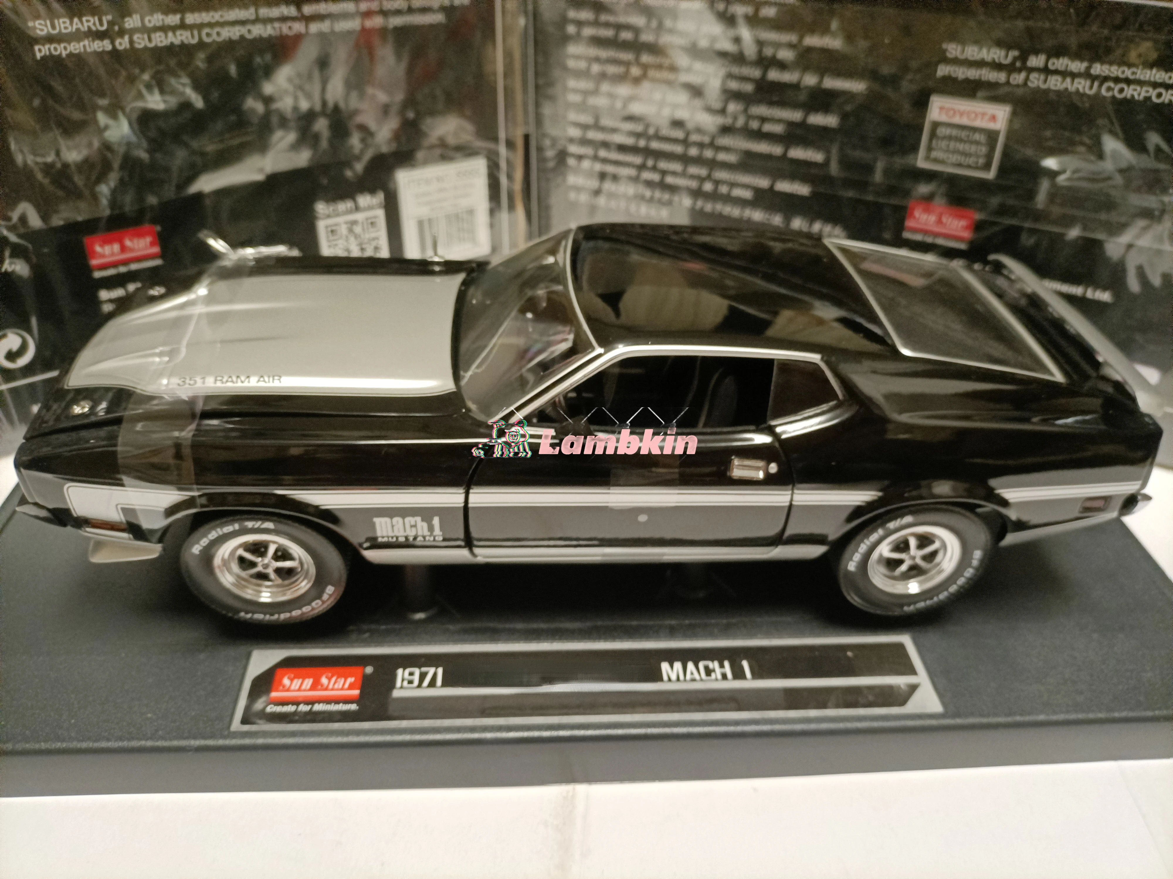 Sunstar 1/18 1971 Mastung Amerikaanse Muscle Car Mach 1 Zwart Model Zwart Cadeau Verzamelbaar Model Ornament Legering Miniatuur Automodel