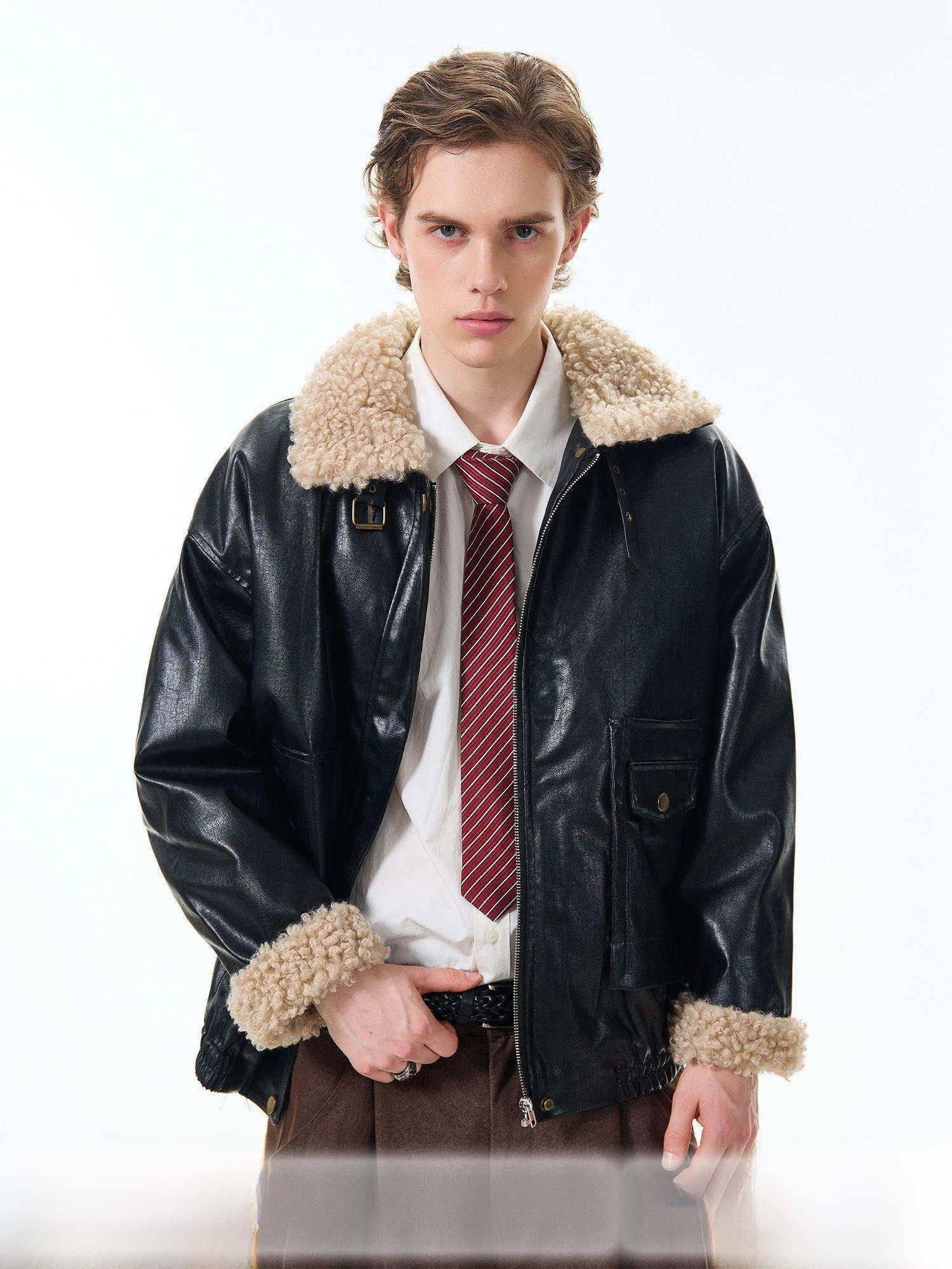 

Зимняя куртка-бомбер OEVB в американском ретро-стиле с воротником из овечьей шерсти, утепленная, унисекс, из смесового хлопка и полиэстера, на молнии...