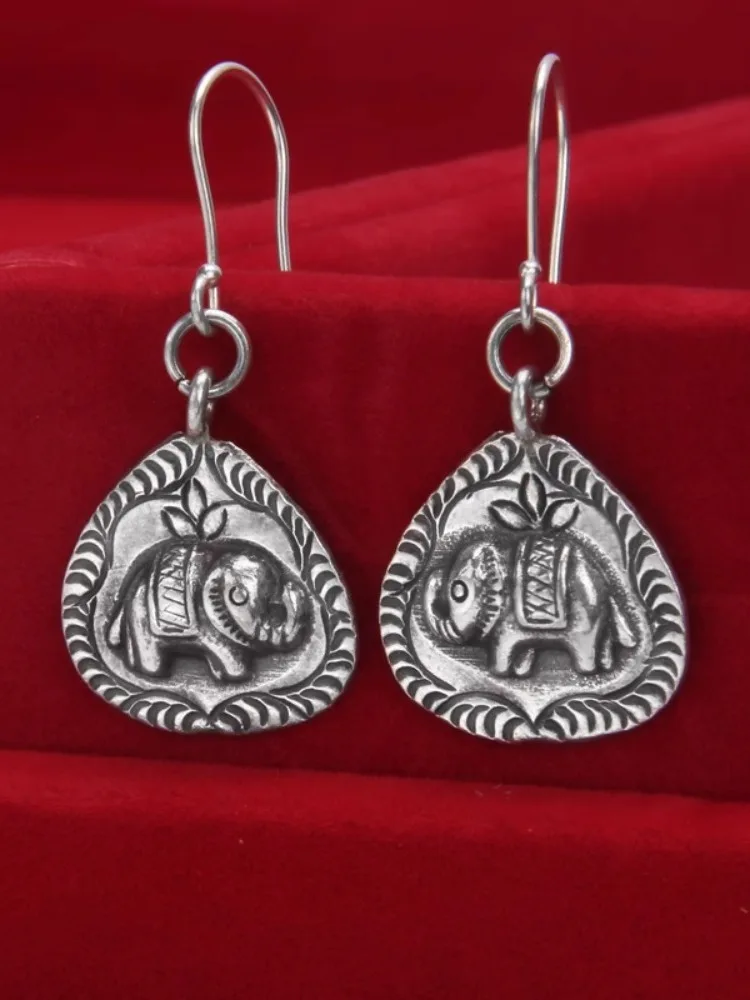 Handmade Thai Silver Elephant Ear Studs Vintage Ethnic Style Leaf Print Fashionable Jewelry Gift for Women  Shape