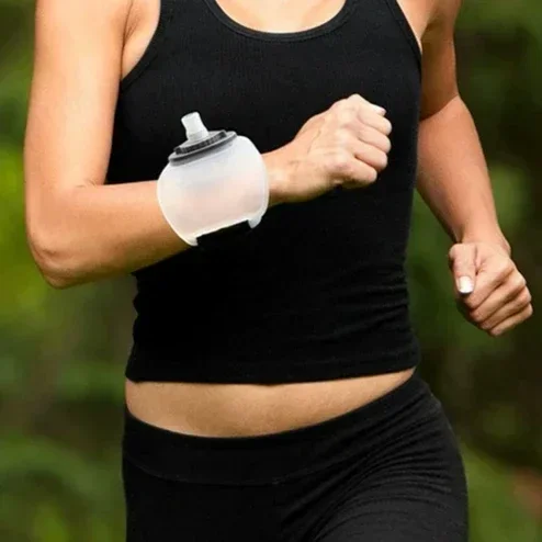 Collapsible Squeeze Flask, Sports Soft Water Bottle Handheld for Running Cycling Fitness, Portable Outdoor Water Cup