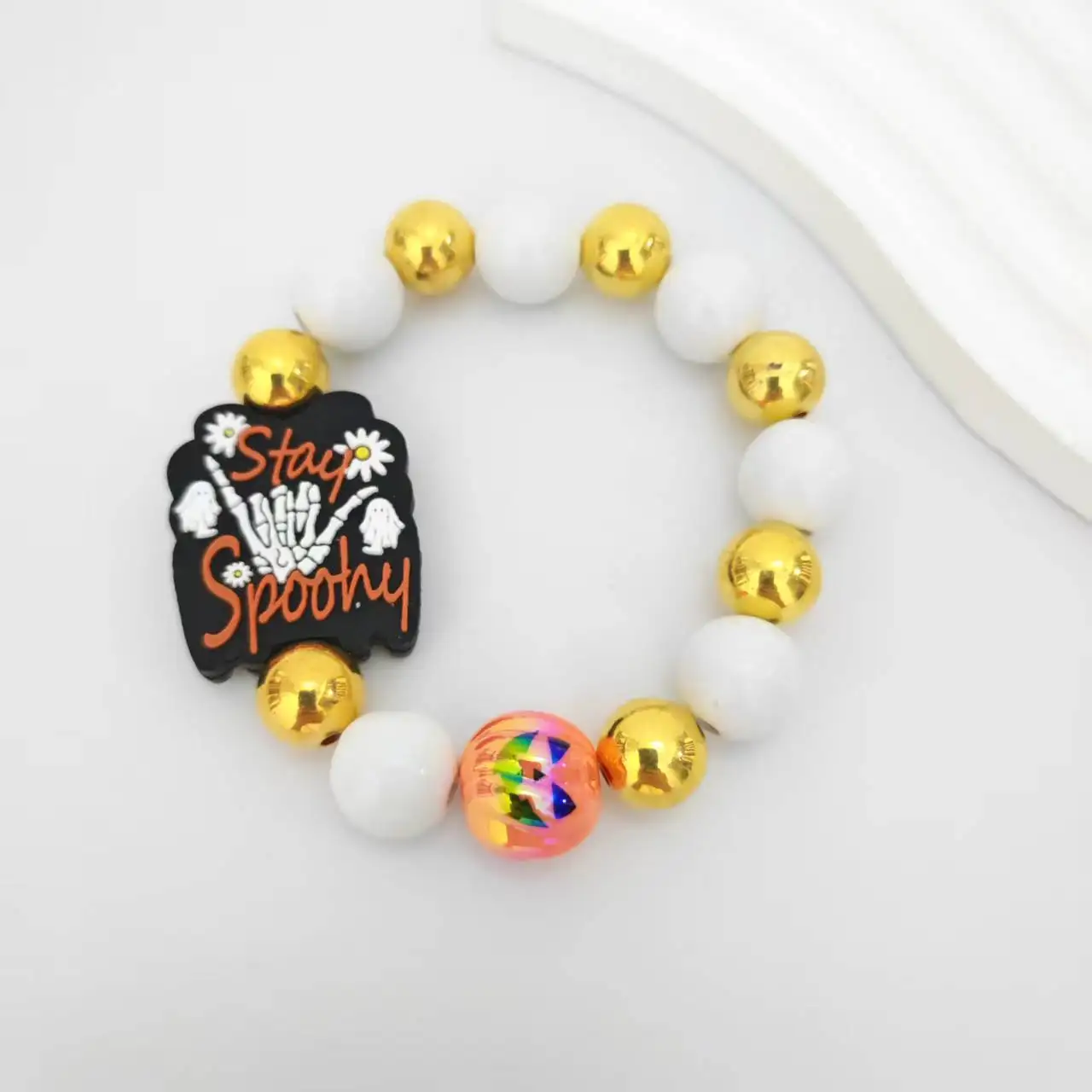 

Halloween Ghoul Hand Ghost Beaded Bracelet For Women Pumpkin Ghost Face Stay Spooky Party Jewelry Gifts