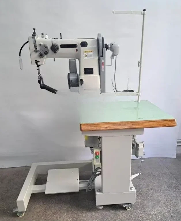 Shoe side sewing machine Automatic shoe side sole sewing machine