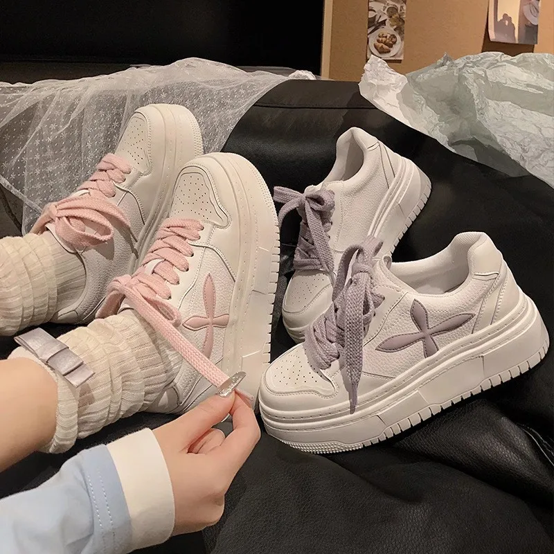 

White Genuine Leather Platform Sneakers For Women Lace Up Round Toe Embossed Leaf Detail Non Slip Multi Layer Block Thick Sole M