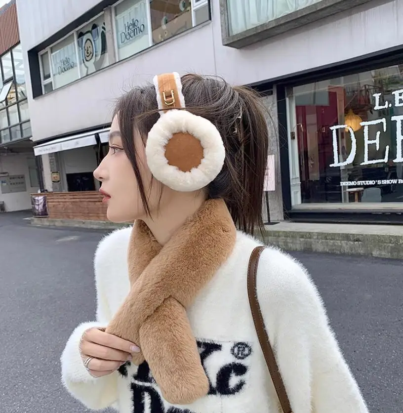 New Luxury Ladies Real Shearling Fur Earmuffs Winter Women Fluffy Thick Warm Girl\'s Earlap Large