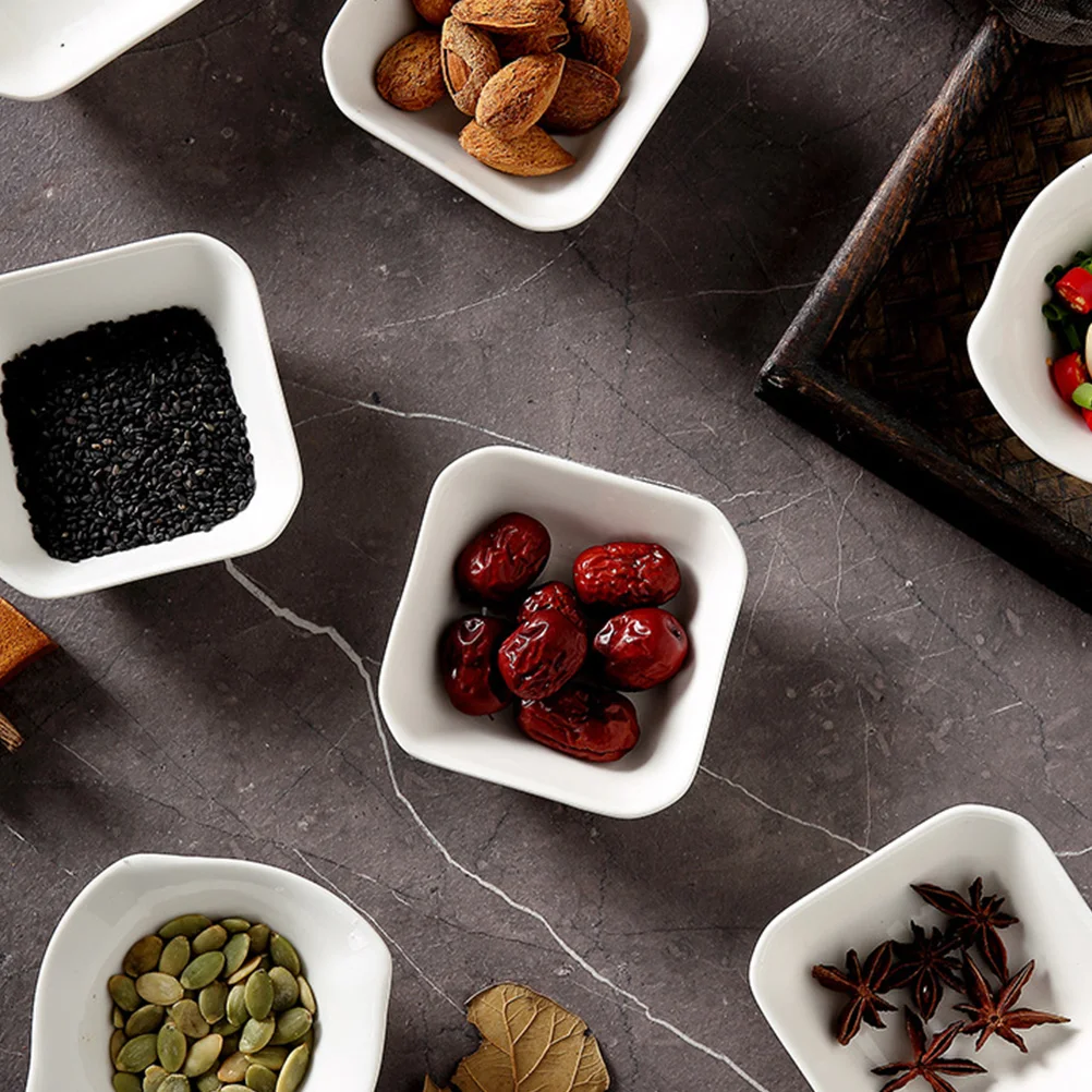 

8Pcs Ceramic Dip Bowls White Sauce Dishes for Kitchen Spice Storage Household Seasoning Container Serving Snack Appetizers