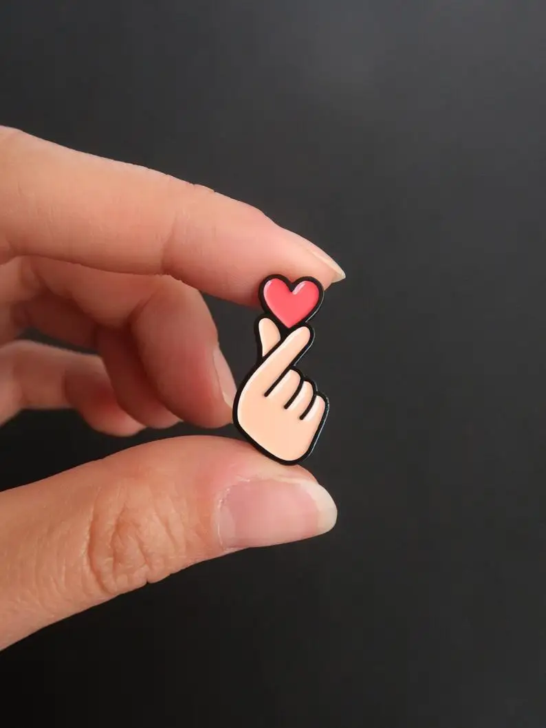 Heart Enamel Pin Brooches Lapel Badges Cartoon Fun Animal Jewelry Gift for Kids Friend Cutie Killer Enamel