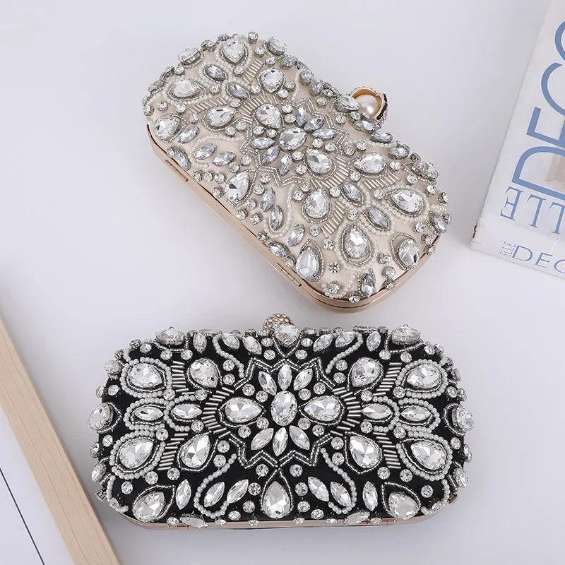 

Women's Clutch Bag Crystal Pearl Clutch Purse Luxury Handbag Embroidery Evening Bag Wedding Bag for Bridal Shoulder Bag