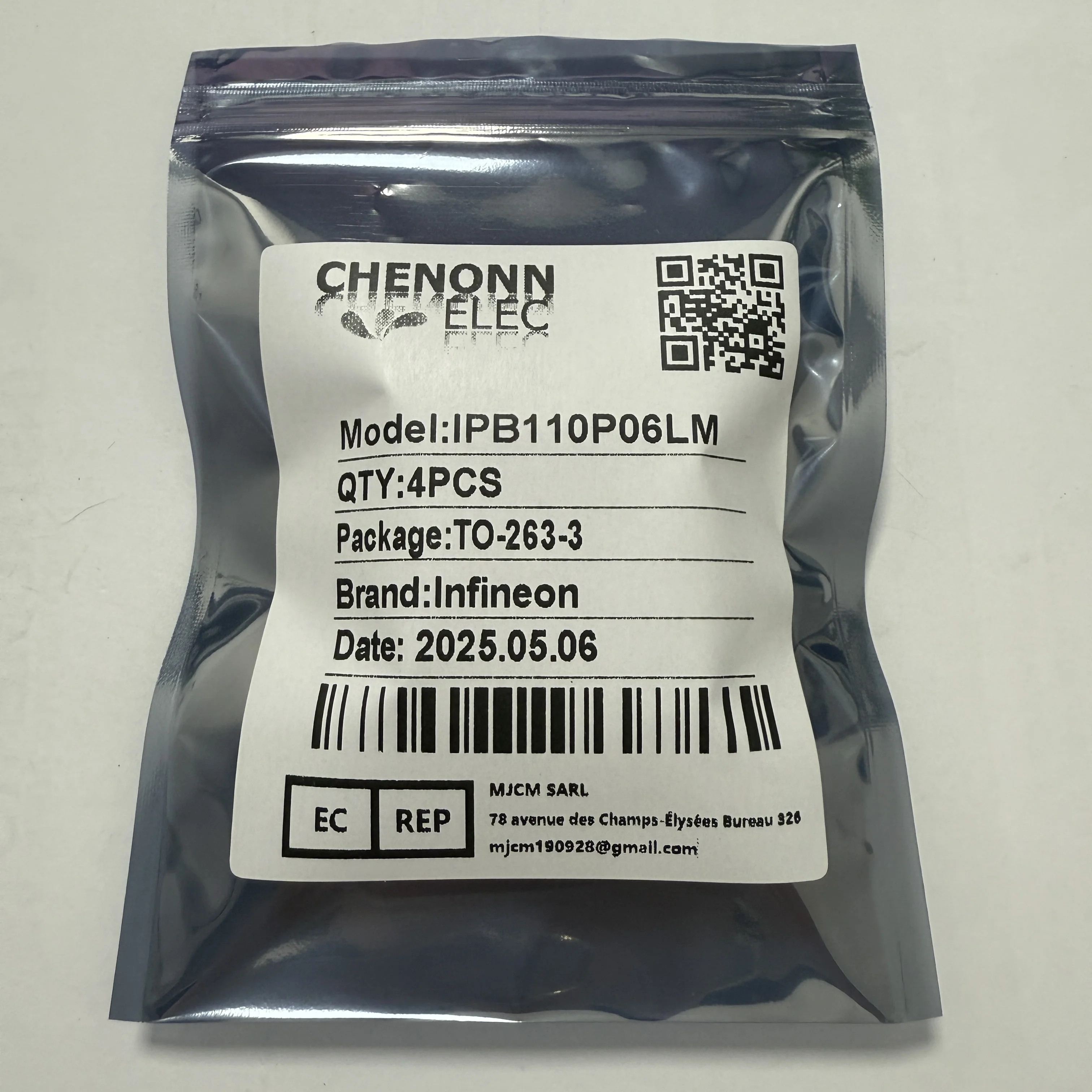 2 PÇS/LOTE IPB110P06LM (MOSFET)