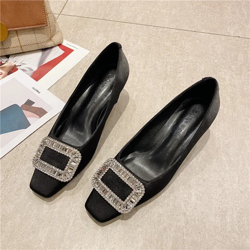 Women Pump PU Square Heel 2024 Spring New Fashionable Water Diamond Shallow Mouth Middle Heel Square Head Single Shoe Woman Shoe