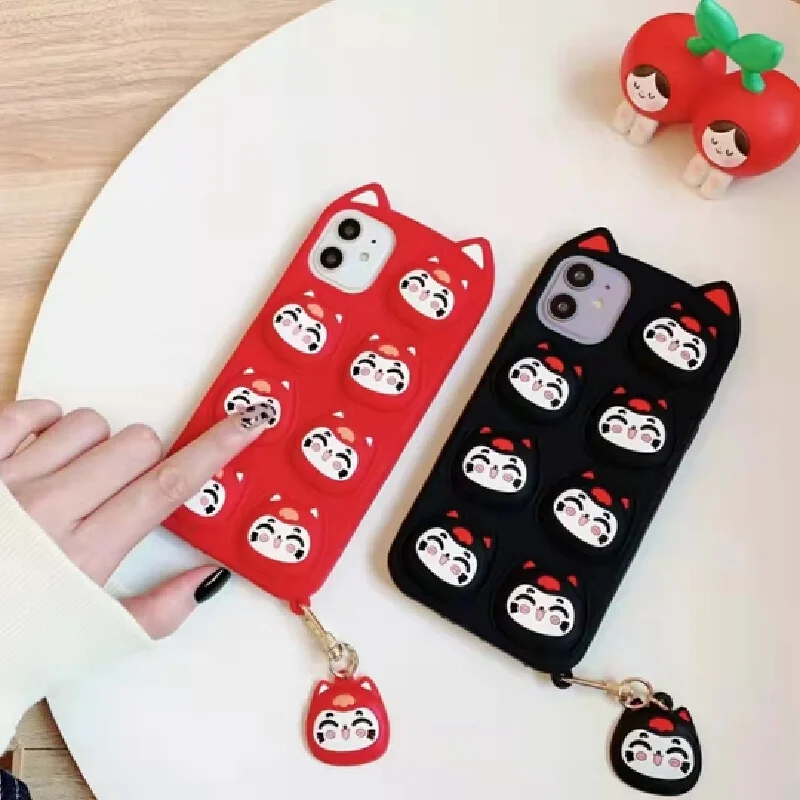 Couples apply decompression lucky cat New Year colors need to be noted for Apple 6-13PROMAX press cartoon cute XR silicone phone