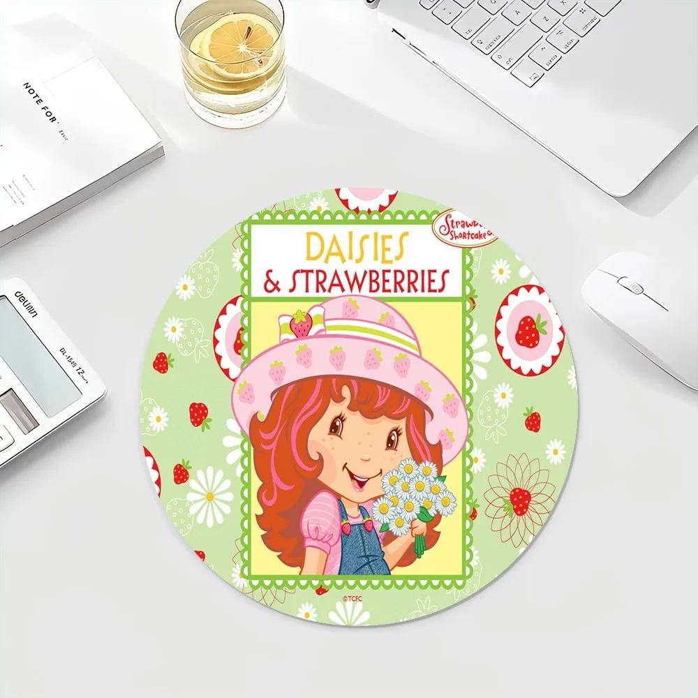 Strawberry-shortcake girl Mousepad INS Tide Round Keyboard Mat Table Mat Students Cabinet Gamer Desktop Mousepad Cup Mats