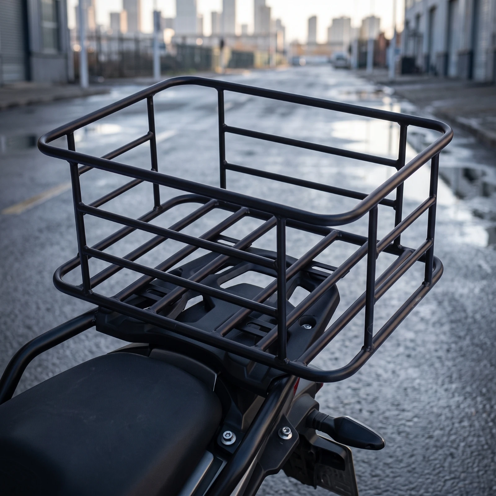 Motorcycle Rear Rack Long-Lasting Motorcycle Cargo Basket Rear Luggage Rack Strong Cargo Carrier Shelf Rigid for Delivery Riders