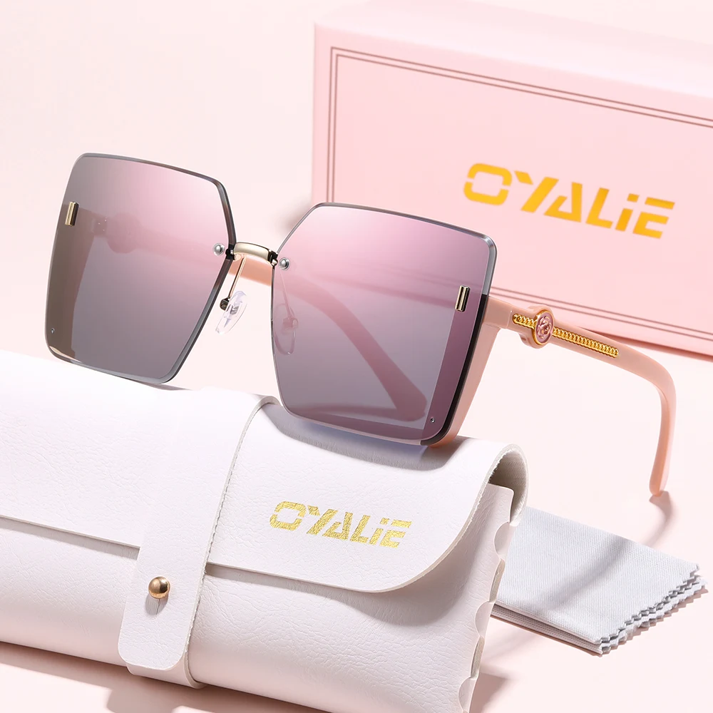 

Oyalie Fashionable Gradient Square Rimless Sunglasses, Brand Design Is Fresh, Natural and Energetic.
