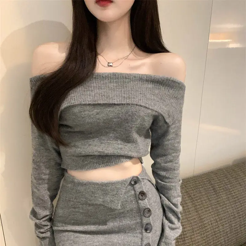 One-Shoulder Knitted Bottoming Shirt Short Hip-Hugging Skirt Two-Piece Set Pure Lust Niche Design Long-Sleeved Top Skirt Set