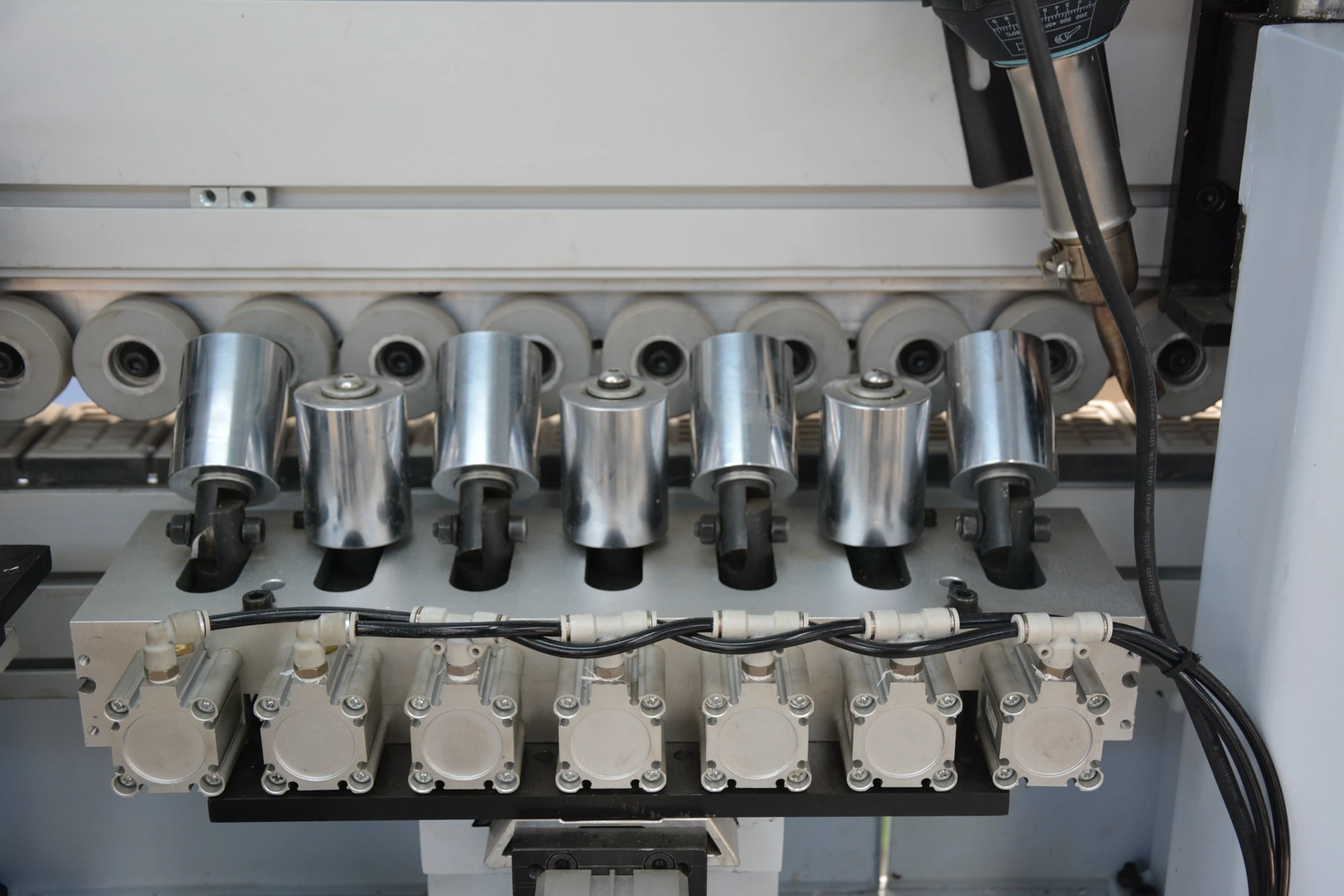 Woodworking Fully Automatic 45 Degree Edge Banding Machine Bevel Automatic Edge Banding Machine for 45 Degree