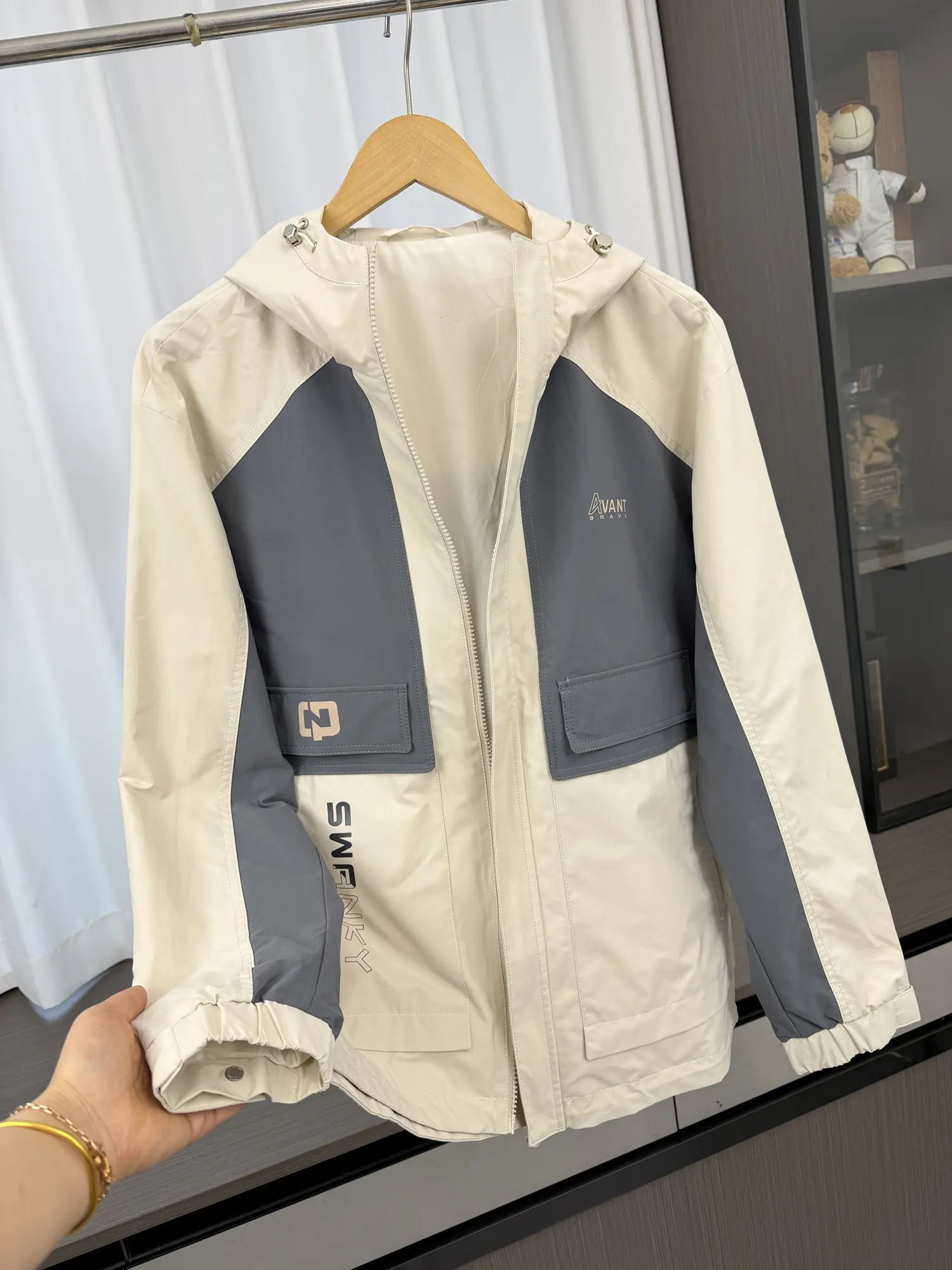 

Мужская повседневная куртка Minui Card с капюшоном, ветрозащитная, в стиле колор-блок, для весны, городской моды, молодежная, на каждый день, из полиэфирного волокна