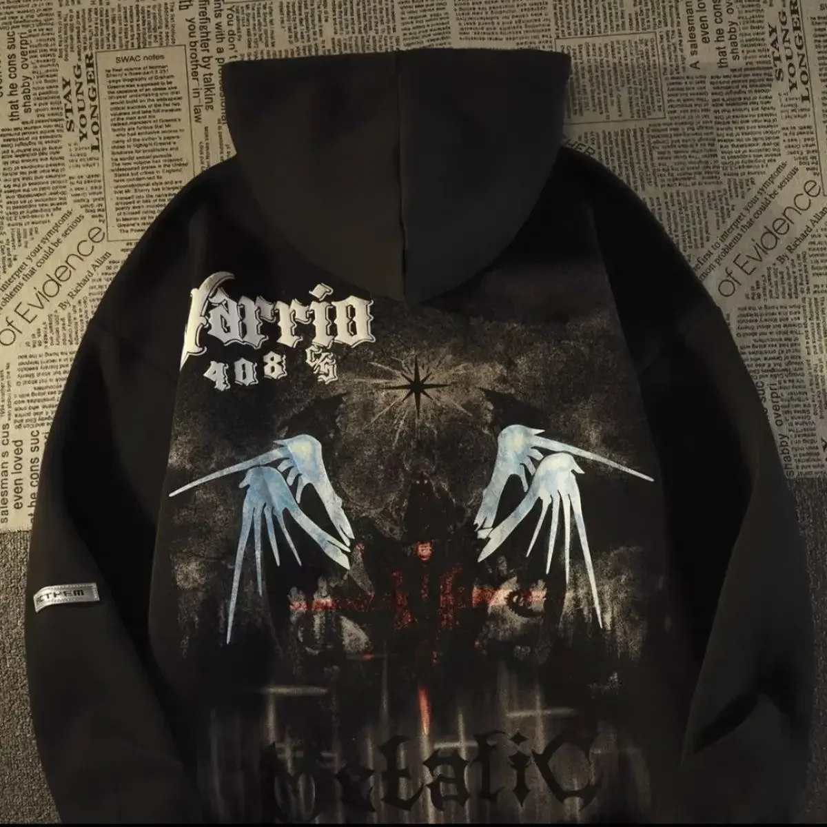 

American Street Dark Angel Wings Hooded Sweater for Men and Women Retro European and American Fashion Brand Hiphop Coat Clothes