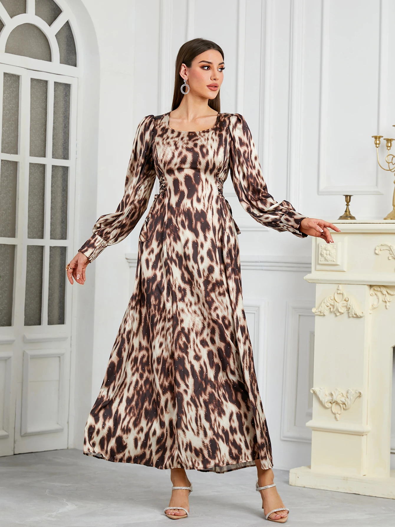 

Plus Size Wow! New Leopard Print Maxi Dress - Exude Elegance and Instantly Turn Heads at Your Next Resort Getaway!