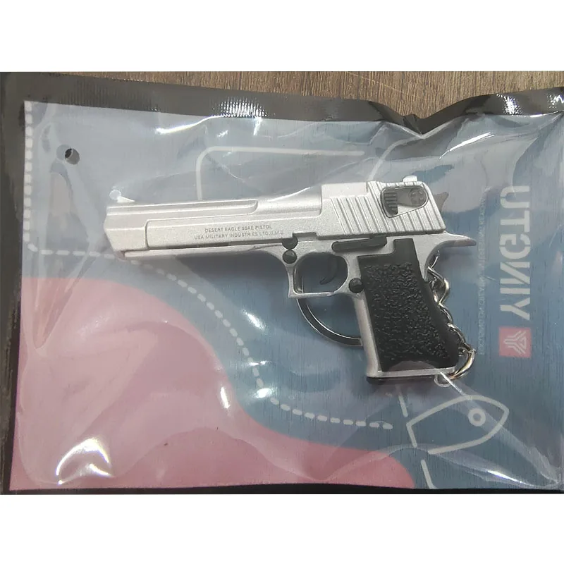 Alloy 1:4 Scale Desert Eagle Pistol Keychain Mini Toy Gun Weapon Model Metal Keychain For Adult Kids Christmas Gift