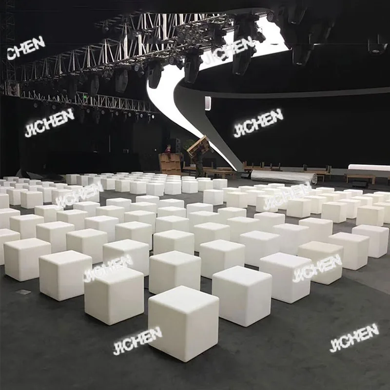 เก้าอี้สตูลทรงลูกบาศก์เรืองแสง LED สำหรับกิจกรรมกลางแจ้ง เก้าอี้สี่เหลี่ยมสำหรับบาร์ เก้าอี้นั่งบาร์ เก้าอี้สำหรับงานแสดงสินค้า เก้าอี้พักผ่อน เก้าอี้เรืองแสงแบบประกอบได้