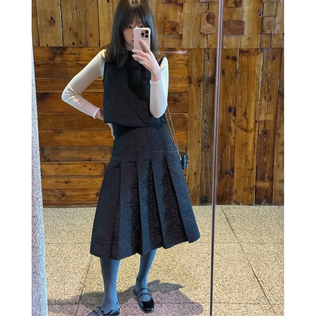 

Korean Sle High Waist Pleated Skirt And Vest Set Women's ort Cotton Jaet Two Piece Set Faionable And Beautiful