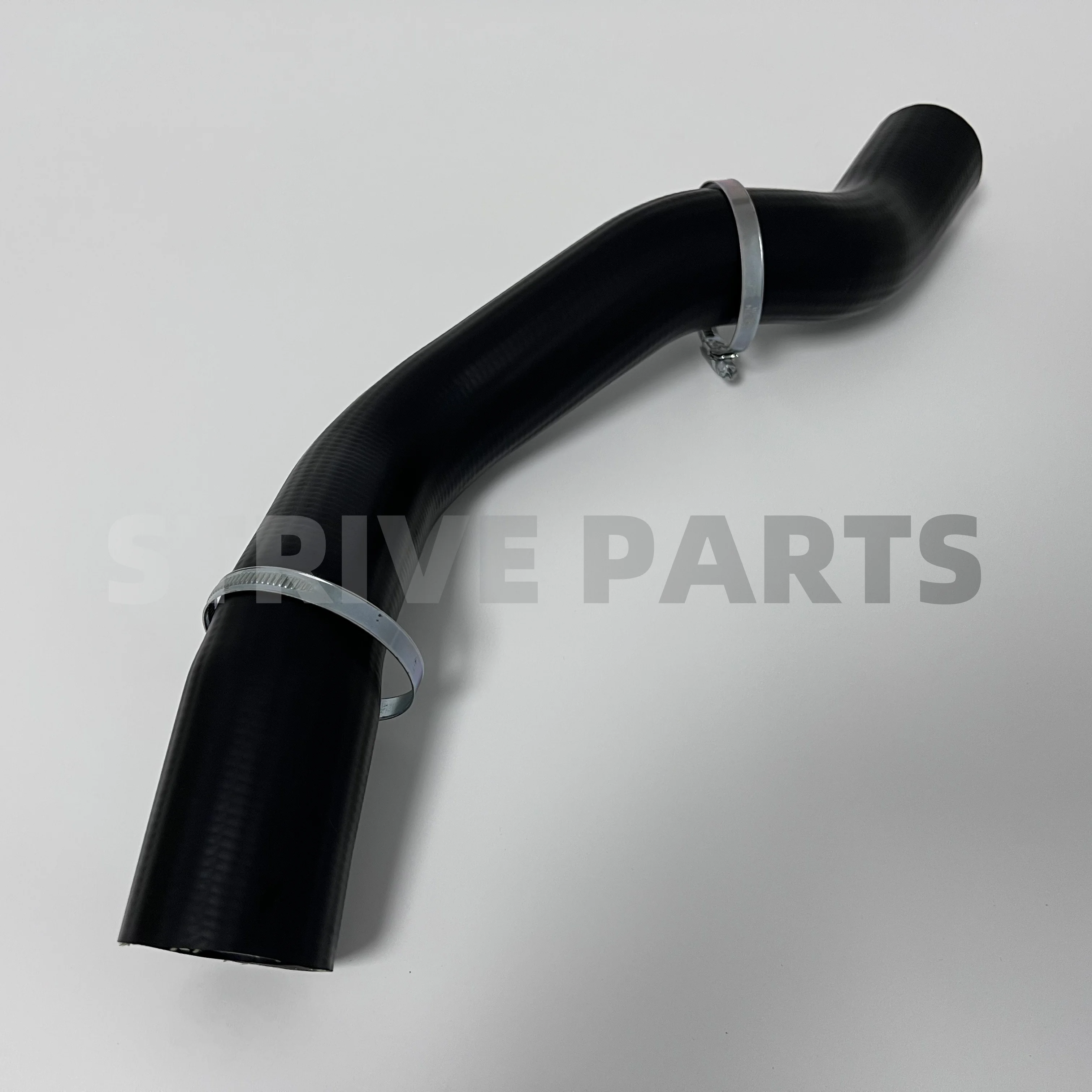 

Турбошланг интеркулера для Volvo V40 D2 Diesel 1.6 Oe 31293717