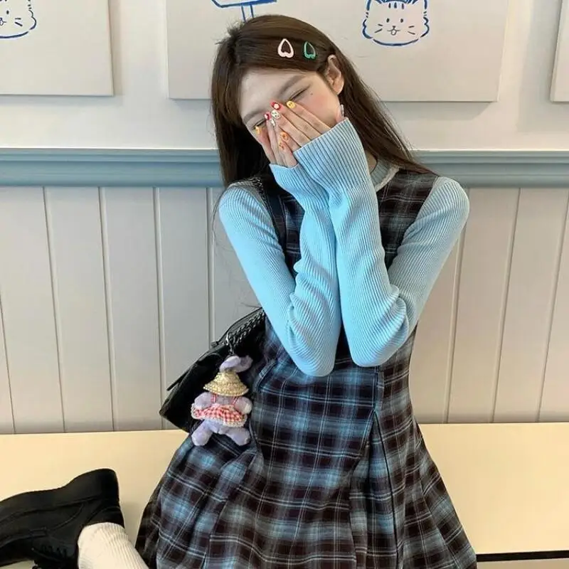 Traje de estilo coreano estilo preppy para mujer, traje de otoño y primavera, nuevo modelo, vestido corto acampanado, conjunto de dos piezas dulce y picante con cuello redondo
