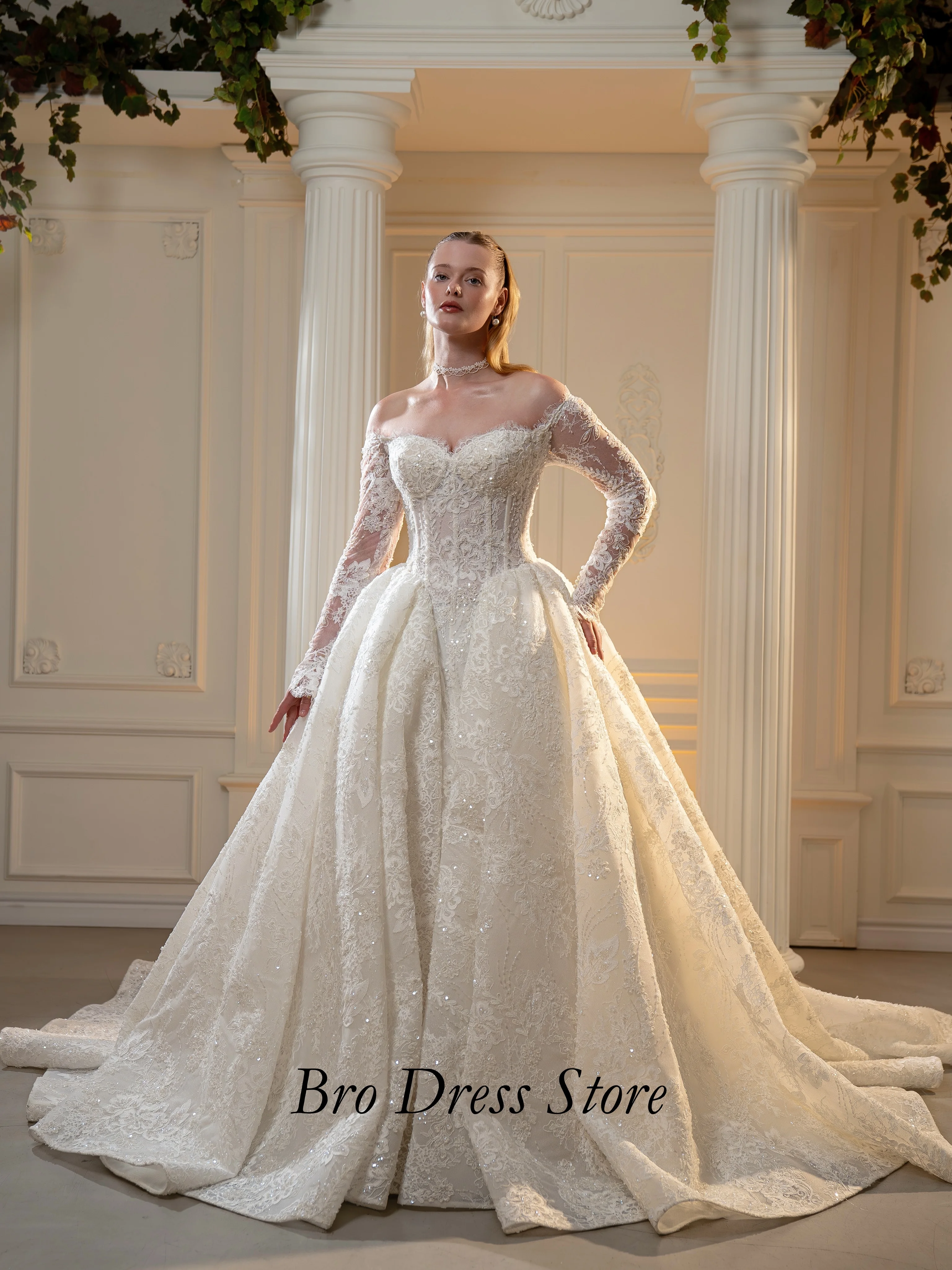 Customized Luxury Off Shoulder Lace Wedding Dress Long Sleeves Ball Gown Bridal Gown Princess Wedding Dress Vestido De Novia