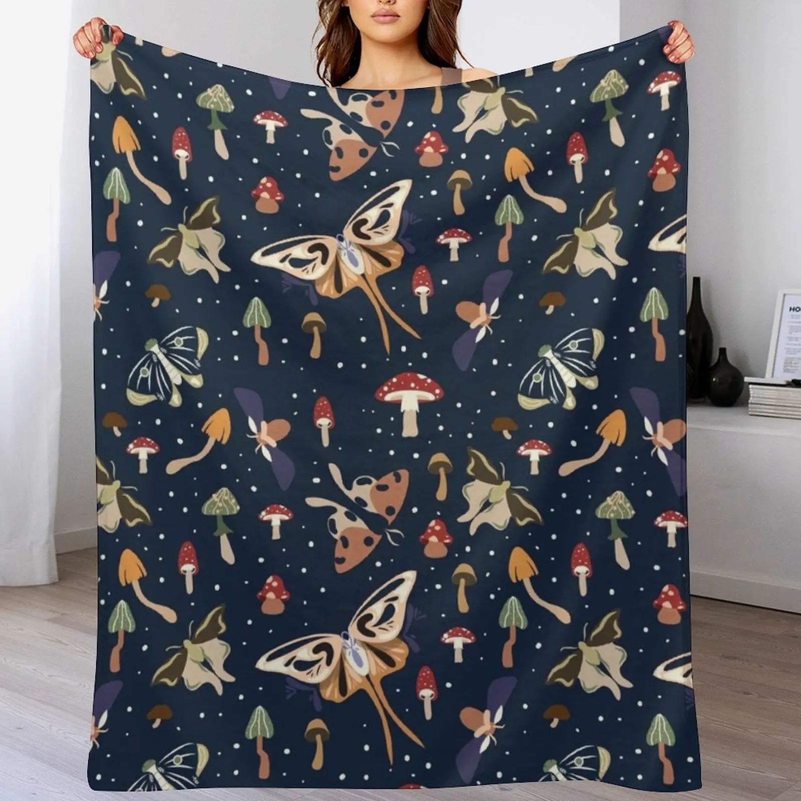 

night moths Throw Blanket Men's Soft Warm Throw Blanket for Couch