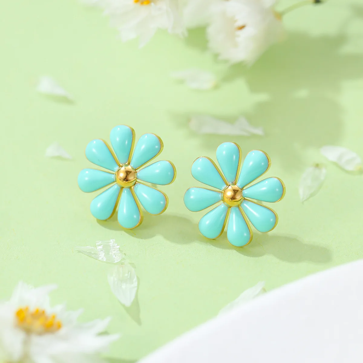 Daisy Earrings Small Fresh White Daisy Flower Ear Nail Sunflower Earring Korean Cute Women Girls Jewelry Brincos Wholesale