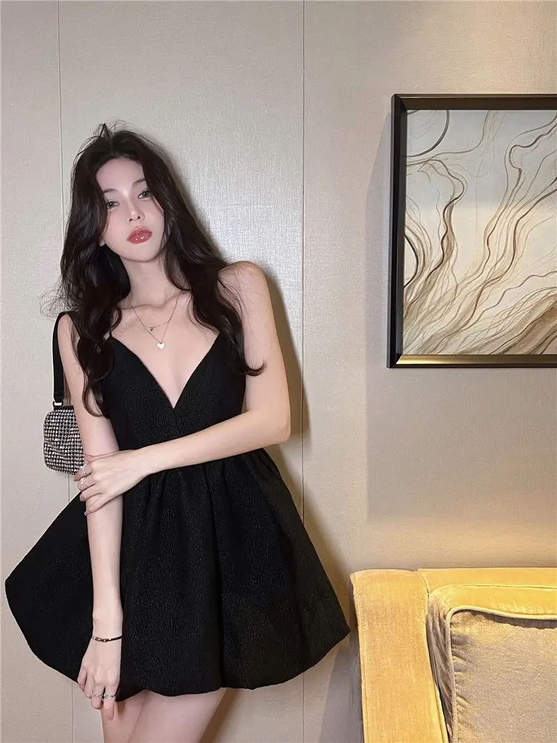 V-neck Mini Dress Women French Style Sweet Temperament Vintage Black Chic Sexy Fashion A-line Summer Backless Aesthetic Vestidos