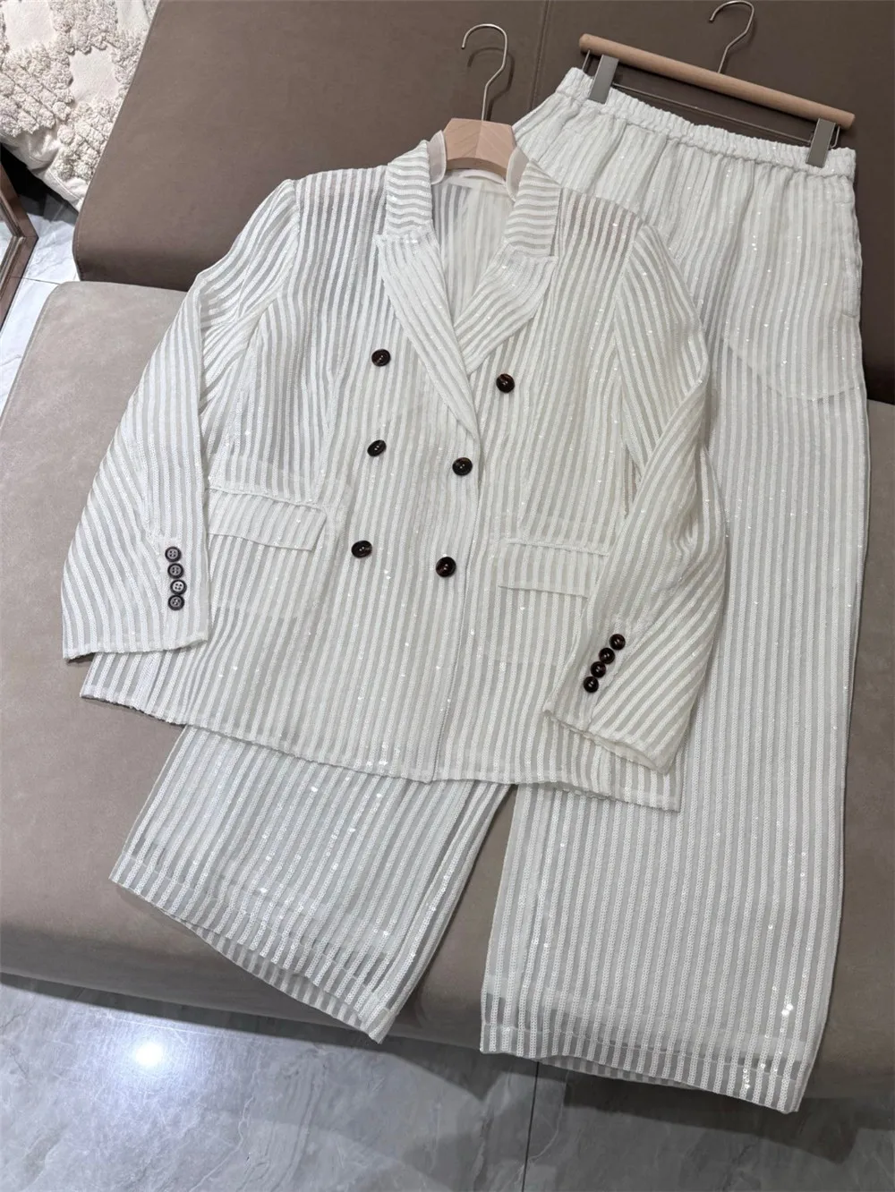 

Women's 25 Summer New Overweight Sequined Silk Suit Jacket+Casual Versatile Wide leg Pants Two-Piece Set