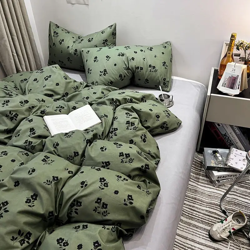 

Ins Style Luxury Retro Style Small Fresh Floral Quilt Set Four Piece Bedding Set Student Dormitory Three Piece Bed Sheet Set