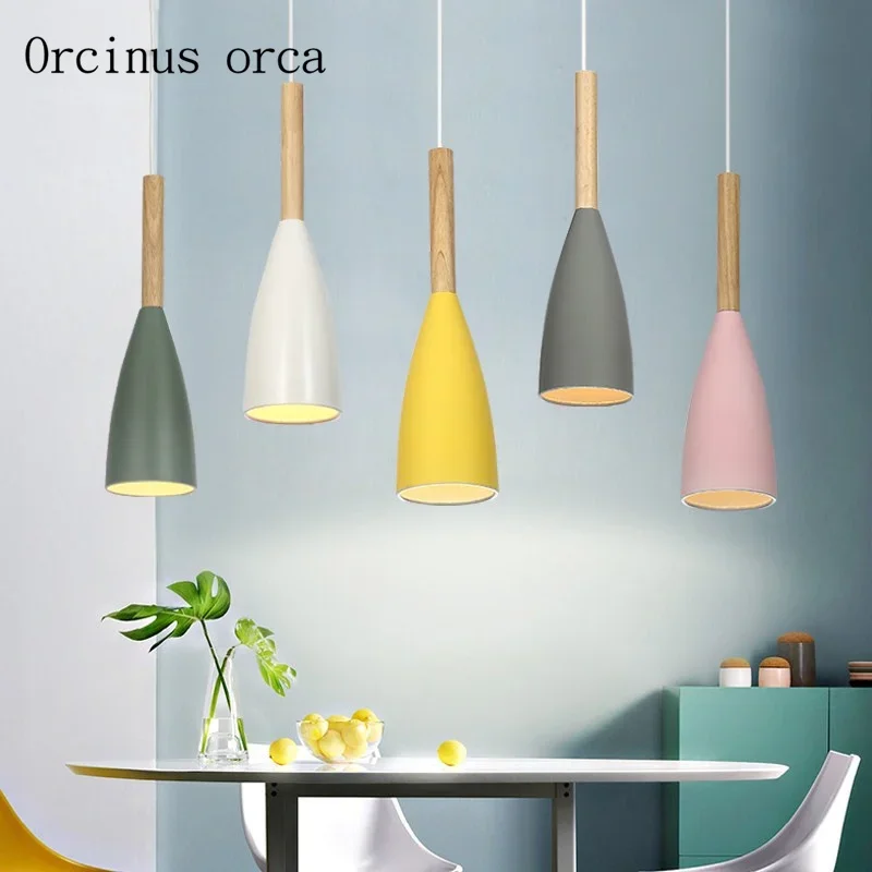 

Nordic modern simple color solid wood chandelier Restaurant Bar corridor creative horn single head Chandelier free shipping