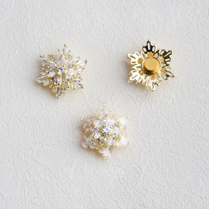 4pcs Rotatable Snowflake Zircon Crystals Metal Alloy Rhinestones Jewelry Nail Art Decorations Nails Accessories Charms Supplies