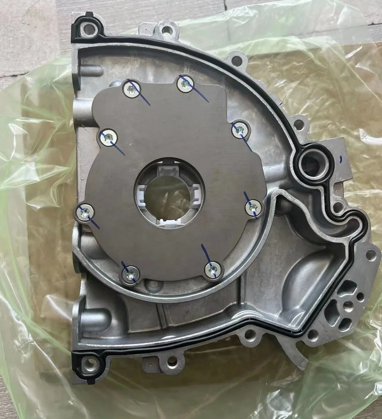 LR123716 AJ814060 9X2Q6600AE Oil Pump for XF XJ DISC OVERY Range Rover