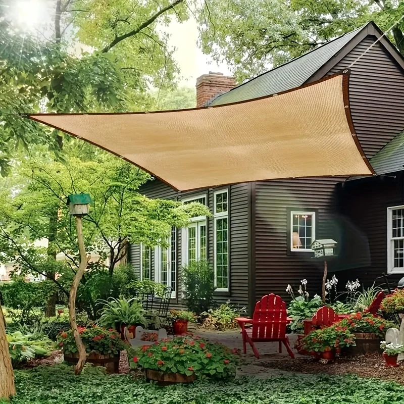 شبكة تظليل سميكة من البولي إيثيلين، شراع من الأشعة فوق البنفسجية باللون البيج لحديقة ساحة الفناء، مظلة شمسية متينة من البولي إيثيلين، حماية من أشعة الشمس في الهواء الطلق