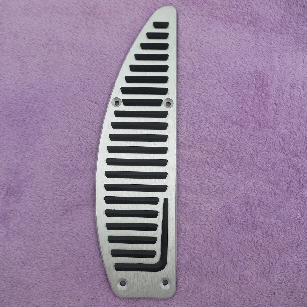 Aluminium Alloy Accelerator Gas Brake Pedal For Volvo S40 V40 C30 AT Non Slip Plate Pads Styling Car Accessories