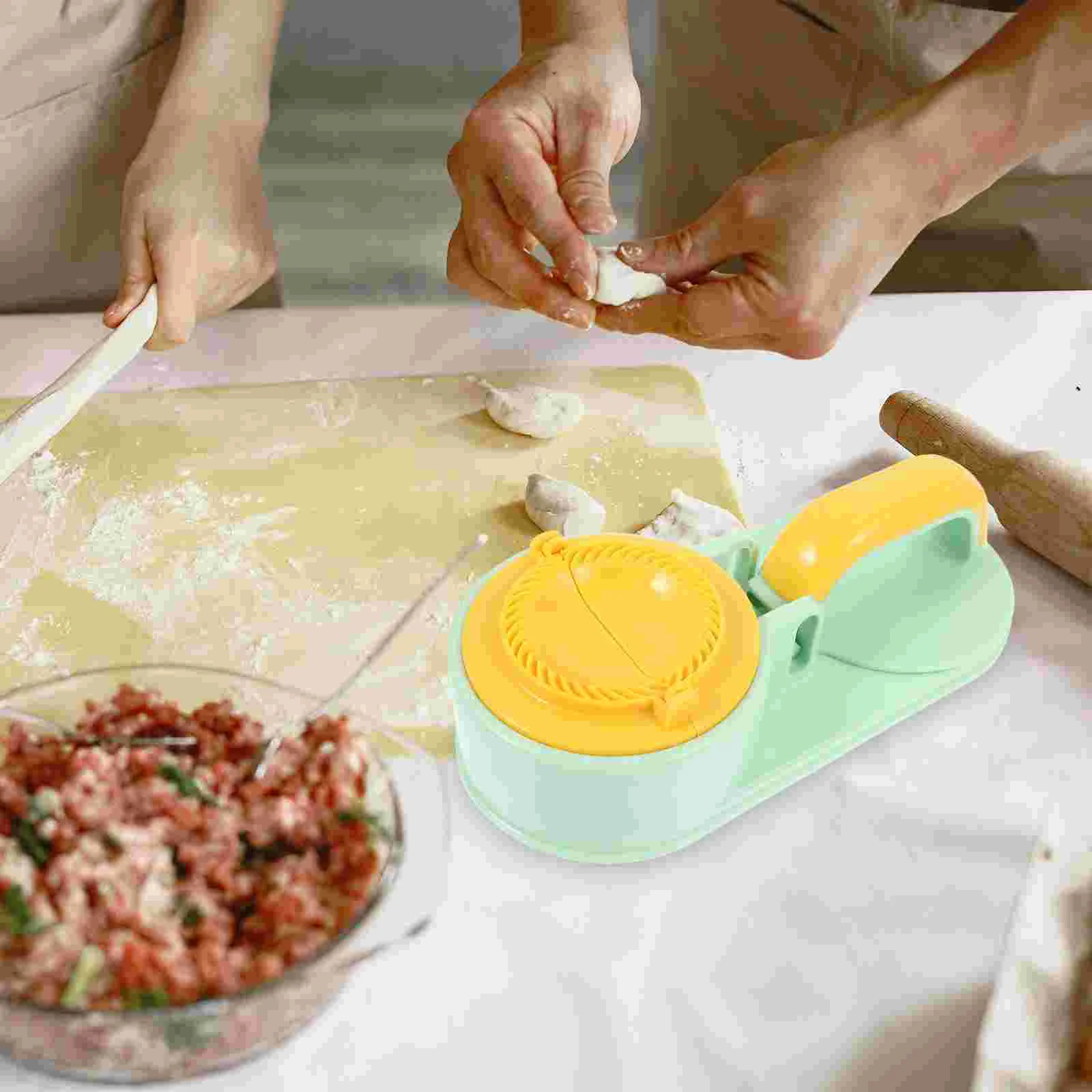

Kitchen Bun Mold Dumpling Press Maker Manual Machine Tool Wrappers Molds Dumplings