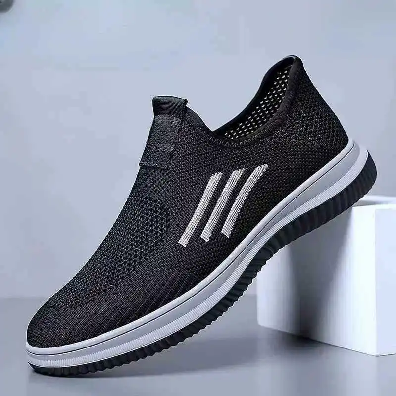 New Summer Men's Beijing Cloth Shoes Slip-On Breathable Mesh Casual Shoes Middle-Aged And Elderly Leisure Airy Flat Heel Rubber