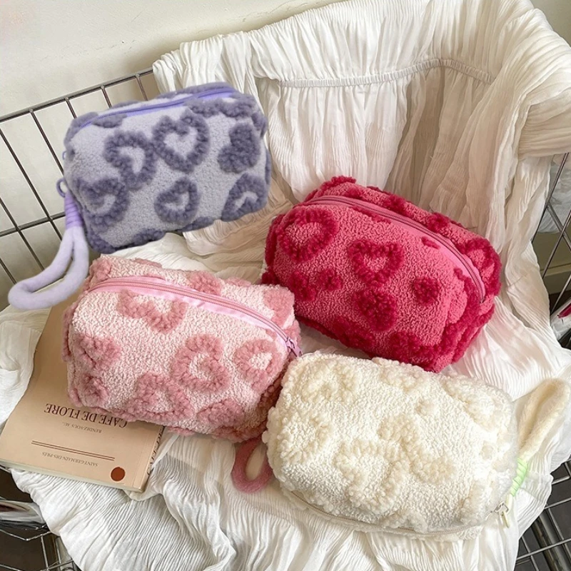 

1pc Love Pack Large Capacity Travel Plush Bag Women's Bag Organizer Makeup Bag Toiletries Student Organizer Pencil Case