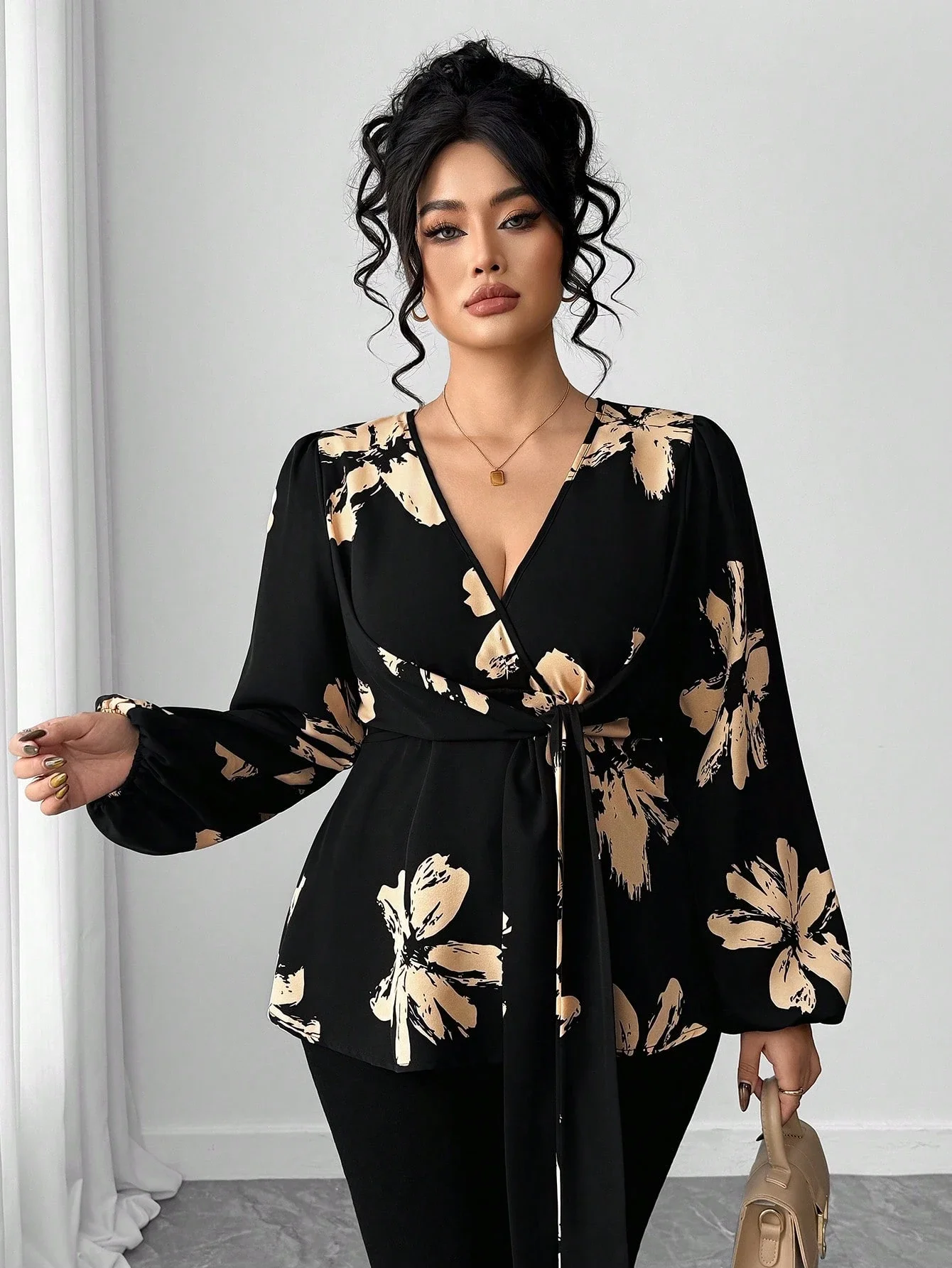 

Elegant Floral Print Crossover Neck Tie Ruffle Puff Sleeve Blouse Top For Women